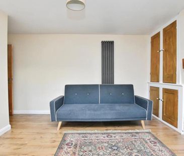 A great one bedroom garden flat in the sought-after Southville area... - Photo 3