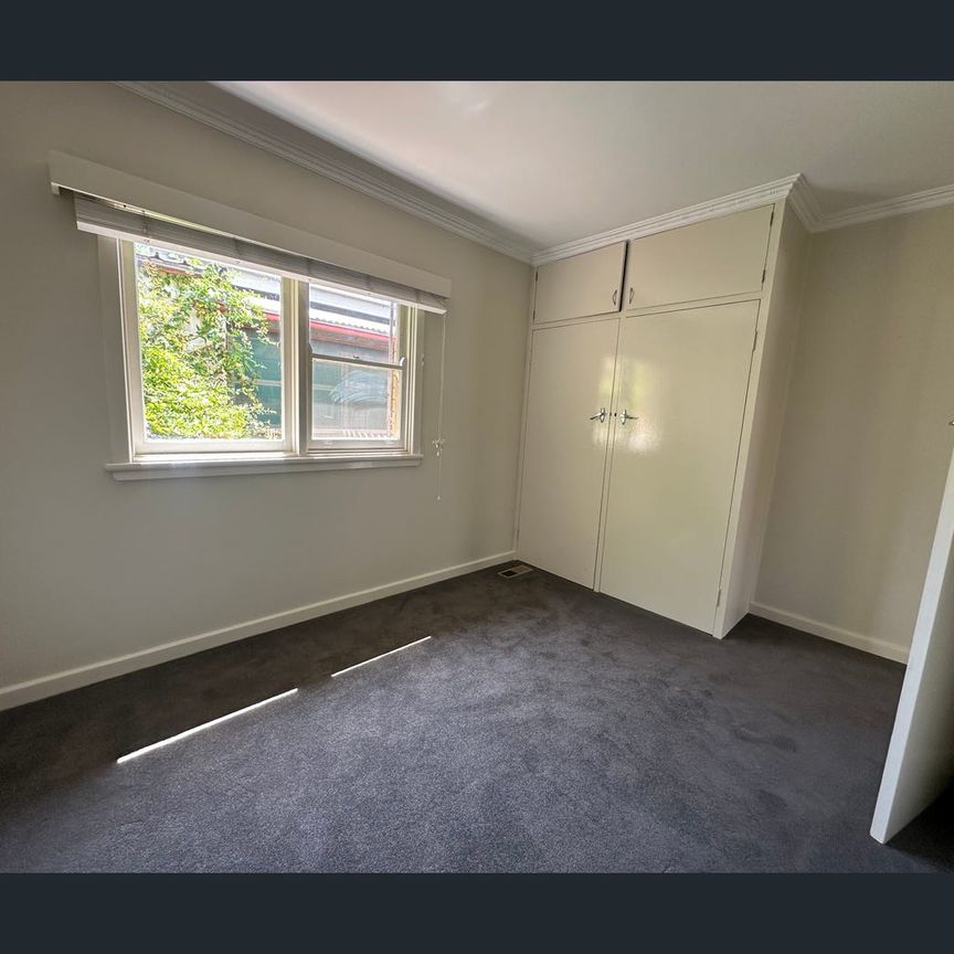 43 Coronation Dr, Orange, NSW 2800 - Photo 1
