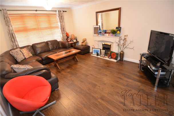 Bramhall Close, West Kirby, Wirral, CH48 8BP - Photo 1