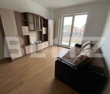 Apartament o camera, decomandat, 36 mp, lift, parcare, zona strazii Eroilor! - Fotografie 5