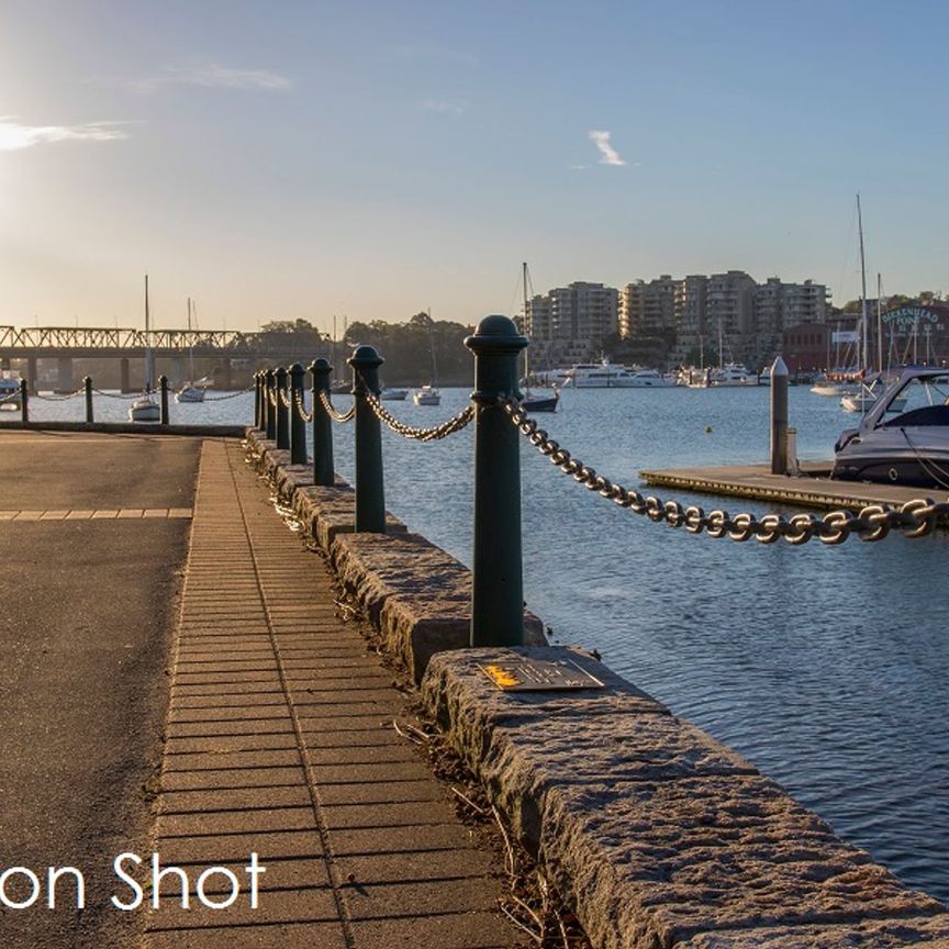 Stunning 2 Bedroom Apartment with 47sqm Terrace by the Foreshore - Photo 1