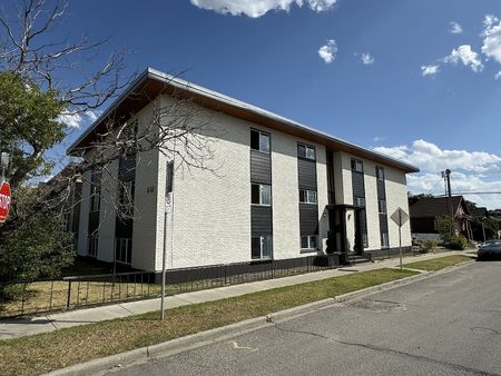 1535 12 Avenue Southwest, Calgary - Photo 4