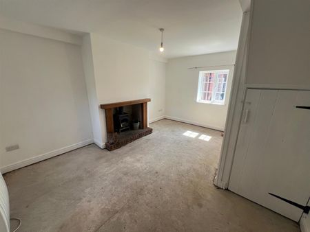 The Square, Fole, Uttoxeter ST14 5EG - Photo 2