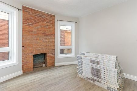 For Lease - 291 Emerald Street Unit# Main, Hamilton, Ontario - Photo 3