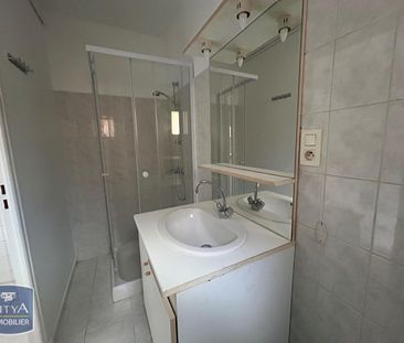 Location Appartement 2 pièces 48m² MONTAUBAN 82000 - Photo 6