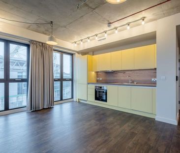 2 bedroom apartment to rent - Photo 3