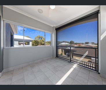 4/138 Lewington Street, Rockingham, WA 6168 - Photo 1