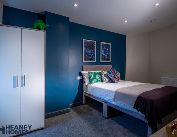 Upper Floor, Jubilee House - Photo 1