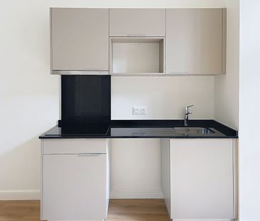 Location Appartement 2 pièces 49m² LA ROCHELLE 17000 - Photo 1