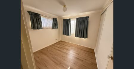 Spacious 5-Bedroom Home in Hampton Park – Main House + Self-Contained Granny Flat - Photo 3