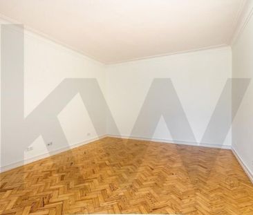 2 room luxury Flat for rent in Lisbon, Portugal - Photo 1