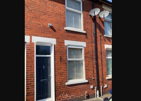 Yearsley Crescent, Huntington - P10732 - Photo 5