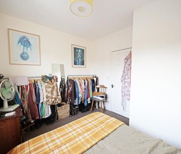 2 bedroom semi-detached house to rent - Photo 6