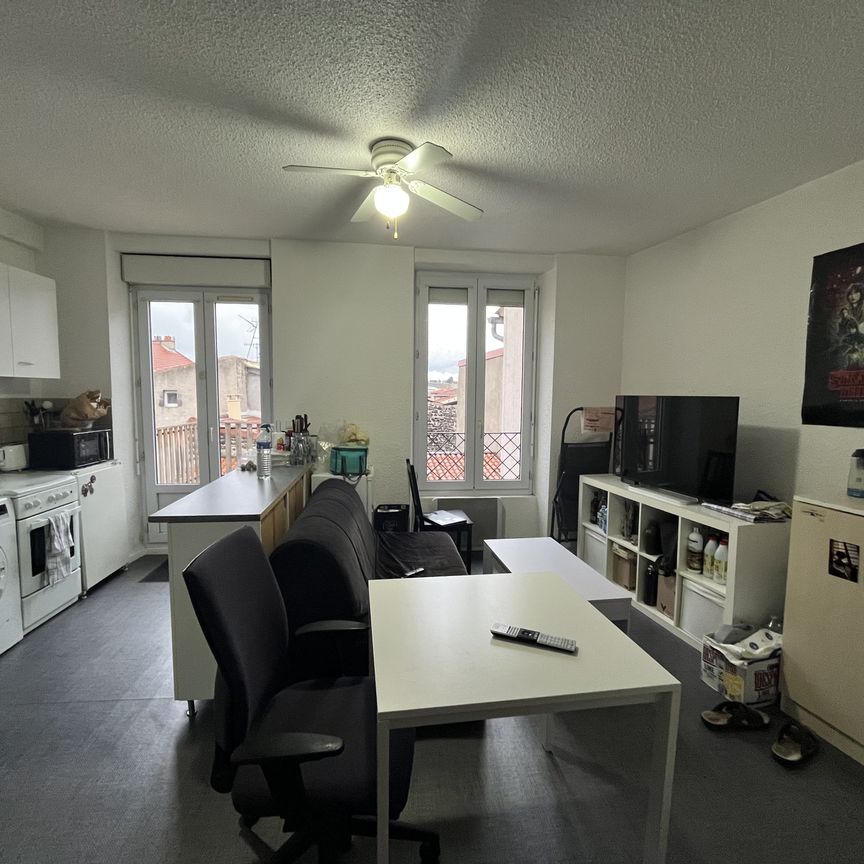Location Appartement 2 pièces 31m² AUBIERE 63170 - Photo 1