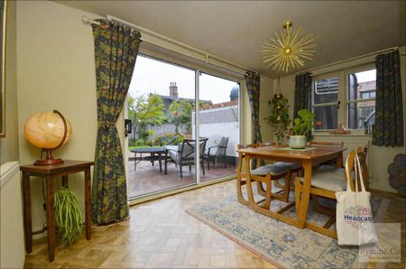 2 bedroom semi-detached house to rent - Photo 3