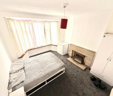 1 bedroom semi-detached house to rent - Photo 1