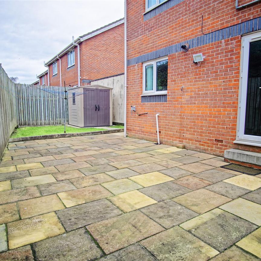 3-Bed Detached House to Let on St. Michaels Close, Preston - Photo 1