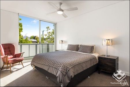 Paddington - STYLISH 2 BEDROOM 2 BATHROOM APARTMENT - JUST 2KM FROM THE CBD - Photo 4