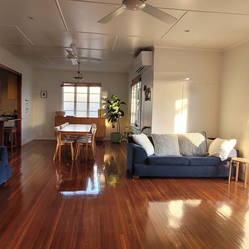 West Mackay - Photo 1