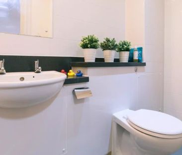 Classic Bigger - Studio - Photo 6