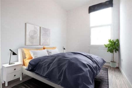 2 bedroom flat to rent - Photo 2