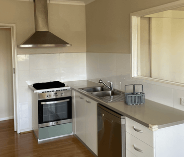 3 bedroom home - No gas bills - Photo 1