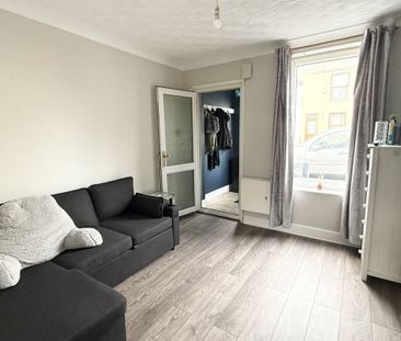 Stanford Street - Photo 1