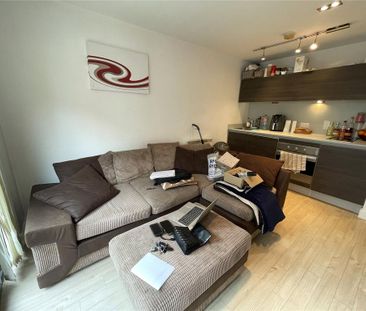 Studio to rent - Photo 3