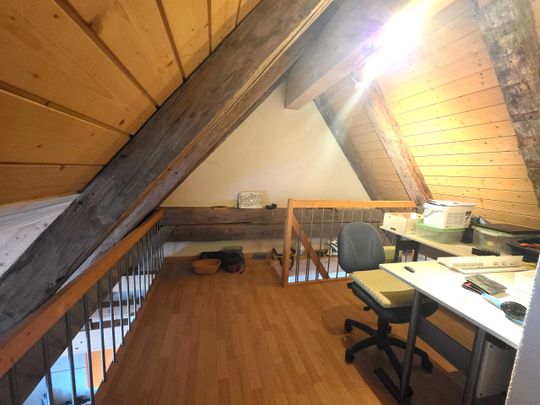 Charmante Maisonette-Dachwohnung mit Balkon - Photo 1