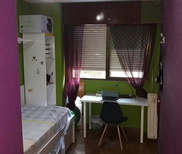 Calle de Poza de la Sal, Madrid, Community of Madrid 28031 - Photo 1