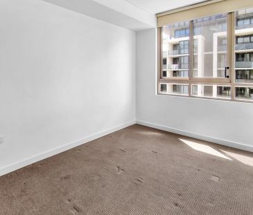 CONTEMPORARY RIVERBANK LIVING, 2 BEDROOM APARTMENT PLUS STUDY NOOK ... - Photo 1