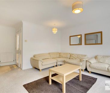 4 bedroom townhouse to rent - Photo 3