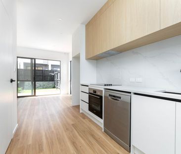 30 Rana Road, Flat Bush, Auckland - Photo 6