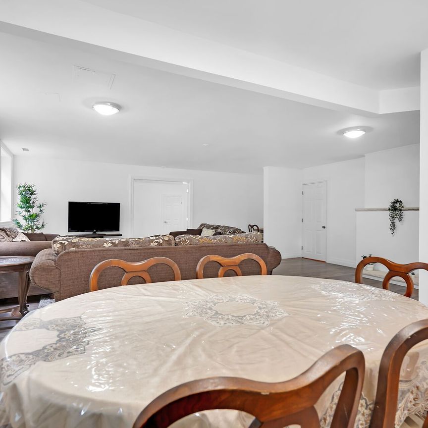 For Lease - 15 CAMDEN Road, London North, Ontario - Photo 1