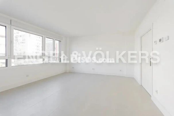 Piso en alquiler en Río Rosas - Photo 1