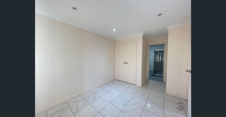 Low-Maintenance Living in a Convenient South Hedland Location - Photo 3