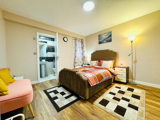 RM2 Carmen Street | Poplar | London | E14 6NW - Photo 1