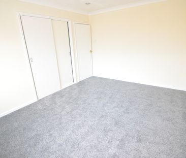 To Let 2 Bed Apartment - Photo 1