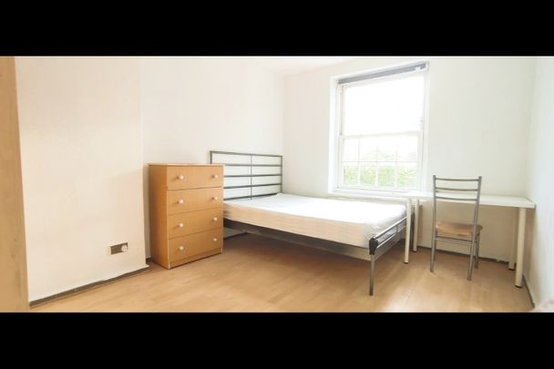 5 Bed Flat, Mountain House, SE11 - Photo 1