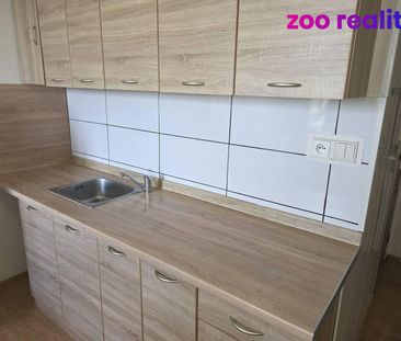 Pronájem bytu 1+kk a garsoniéry 22 m², Chomutov - Photo 2