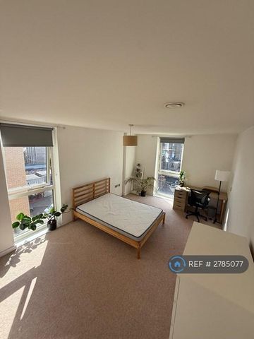 1 bedroom flat to rent - Photo 3