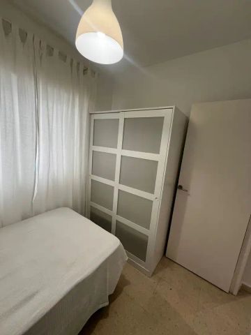 Granada - Photo 2