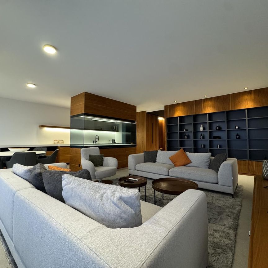 Exclusive 4.5-room apartment near the UN - Photo 1