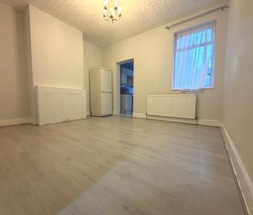 Guide Price £2,250 pcm - Available Now - Part Furnished - Photo 1