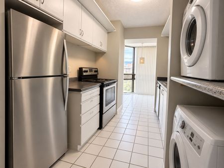 For Lease - 2200 Sherobee Road Unit# 204, Mississauga, Ontario - Photo 2