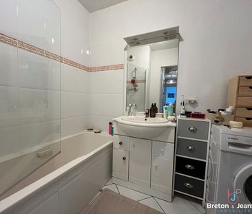 Location Appartement 3 pièces 63m² - Photo 4