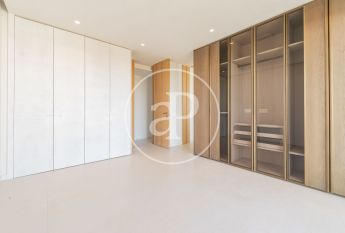 Triplex penthouse for rent in La Finca