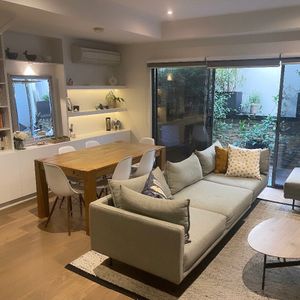 Elsternwick - Photo 2