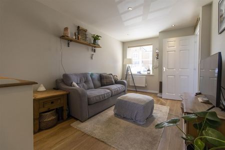 Whitefield Crescent, Longford - Photo 2