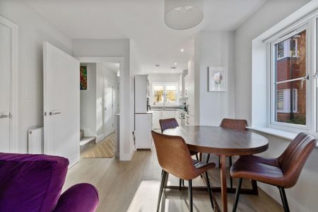 2 bedroom semi-detached house to rent - Photo 5